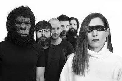 Elyella y Viva Suecia: Todo Lo Que Importa es su single en conjunto Elyella y Viva Suecia: Todo Lo Que Importa es su single en conjunto