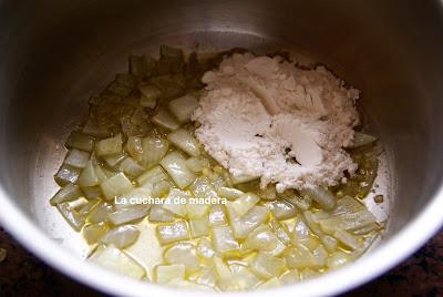 SETAS CON BECHAMEL Y VERDURAS