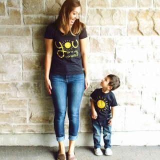 Mom Girl Letters Sunshine Pattern camiseta a juego