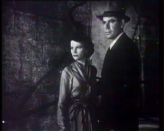 GUANTELETE VERDE, EL (The Green Glove) (USA, 1952) Intriga, Negro