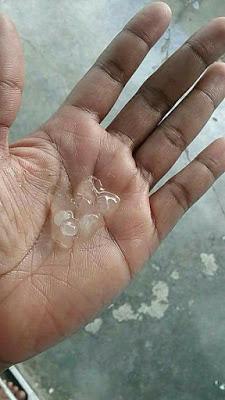 Jovenes de Santana de Baní vivieron por vez primera una granizada.