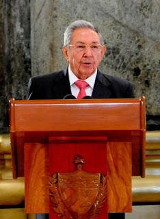 Condecoró presidente Raúl Castro a hombres distinguidos de la Revolución [+ video y texto del discurso]