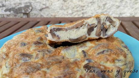 Tortilla de champiñones (tradicional o Thermomix)