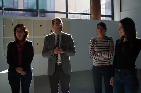 Encuentro con la artista Caroline Corbasson y su trabajo synopsis