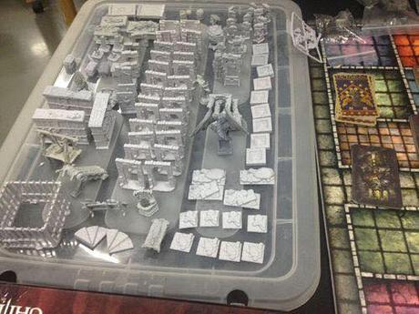 Suma y sigue el tema de Heroquest de Gamezone/Ludofilia