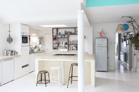 vivienda londres estilo rústico nórdico estilo boho decoración interiores decoración en blanco decoración colores country style decor casa de campo bohemian house 