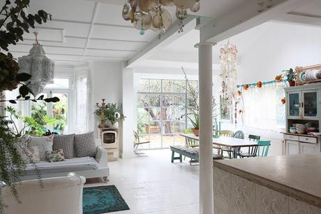 vivienda londres estilo rústico nórdico estilo boho decoración interiores decoración en blanco decoración colores country style decor casa de campo bohemian house 