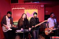 Arista Fiera en Fotomatón Bar