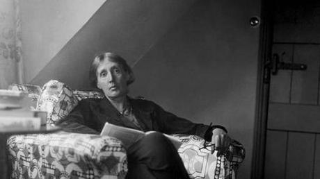 “Horas en una biblioteca”, de Virginia Woolf