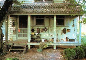 back-porch-virginia-country-house_319447