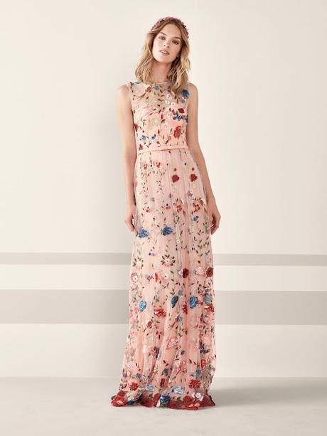 La nueva colección de Fiesta 2019 de Pronovias va dirigida a una mujer elegante, sofisticada y selecta