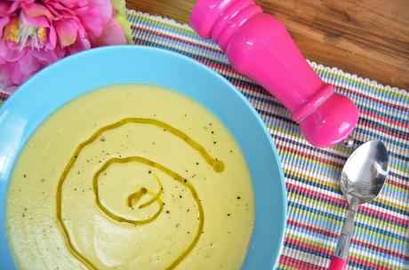 CREMA DE COLIFLOR crema de coliflor, crema de coliflor recetas, cremas, cremas de verduras, cremas de verduras recetas, recetas de crema de coliflor, recetas de cremas verduras, recetas veganas, recetas vegetarianas, las delicias de mayte,