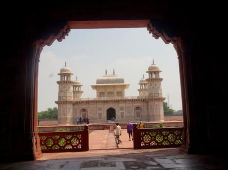 Agra, a la sombra del Taj Mahal