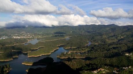 Nuestra vida en Colombia (III): Hacienda Nápoles, Medellín y Guatapé