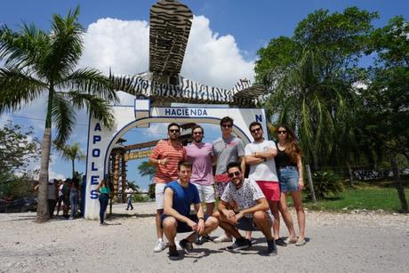 Nuestra vida en Colombia (III): Hacienda Nápoles, Medellín y Guatapé