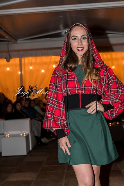 desfile en Amber plaza