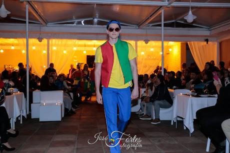 desfile en Amber plaza
