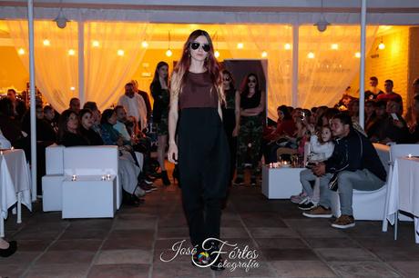 desfile en Amber plaza