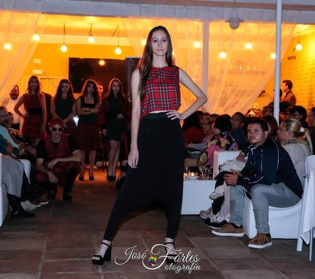 desfile en Amber plaza