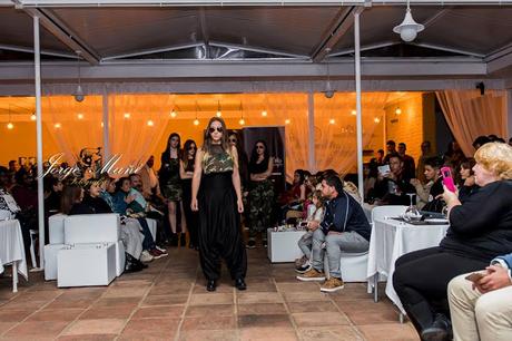 desfile en Amber plaza