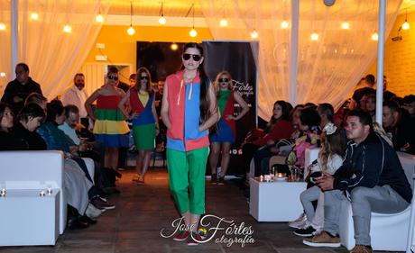 desfile en Amber plaza