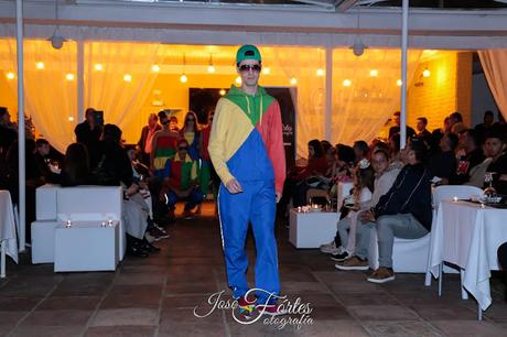 desfile en Amber plaza