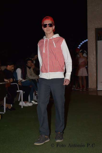 desfile en hotel room larios 2016