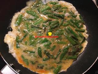 TORTILLA DE ESPÁRRAGOS VERDES