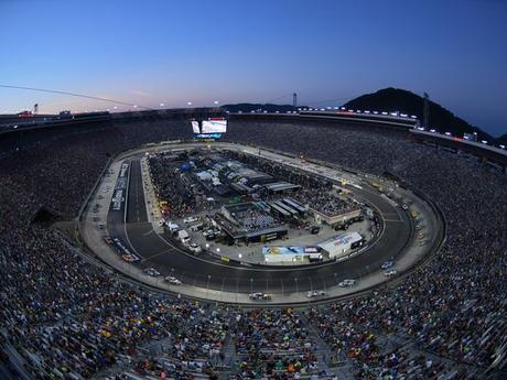 USP NASCAR: TIENDAS BASS PRO NRA NIGHT RACE S NAS EE.UU. TN