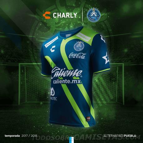 Tercera camiseta azul con verde del Puebla, 2018