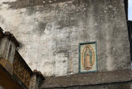 La Virgen de Guadalupe en la calle Imperial.
