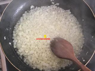 MERLUZA , ALMEJAS Y PATATAS EN SALSA