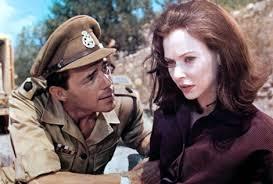 PERSECUCIÓN IMPLACABLE (High Bright Sun, the) (Gran Bretaña (Ahora Reino Unido (U.K.)) Intriga, Acción, Político