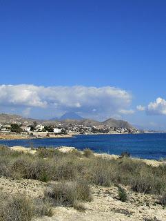 Paseando por el emporion de la Illeta dels Banyets