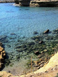 Paseando por el emporion de la Illeta dels Banyets