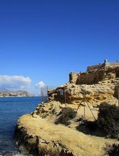 Paseando por el emporion de la Illeta dels Banyets