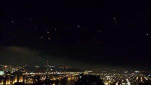 Aparecen misteriosas luces en plena transmisión en vivo de un canal estadounidense 5a995fe808f3d9467a8b4567