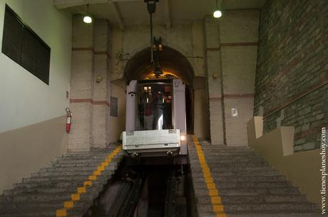 Funicular  Brunate Como Italia viaje