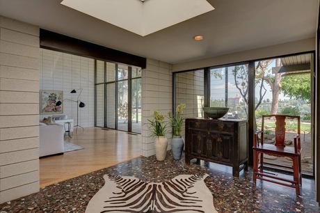 streepgummer pas6. recibidor en casa de meryl streep