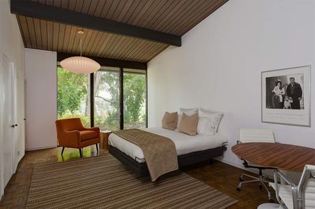 streepgummer pas11. dormitorio en casa de meryl streep