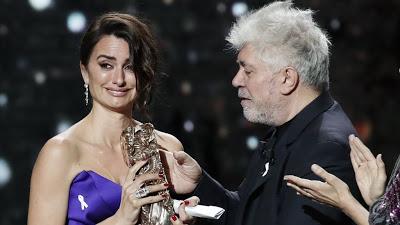 Penélope Cruz recibe el César de Honor en Francia