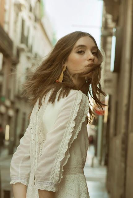 La segunda colección de Intropia Atelier 2018 va dirigida a novias jóvenes y naturales pero que valoran los detalles y la originalidad