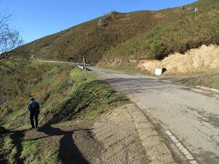 Por los praos de Vil.lar de Cinfuegos y Las Chanas