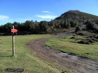 Por los praos de Vil.lar de Cinfuegos y Las Chanas