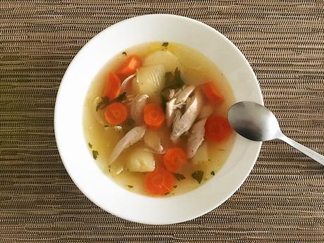 Rica Sopa de pollo: ideal para combatir resfriados