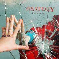 Alice Wonder, Strategy