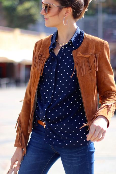 FRINGES AND DOTS FRINGES AND DOTS