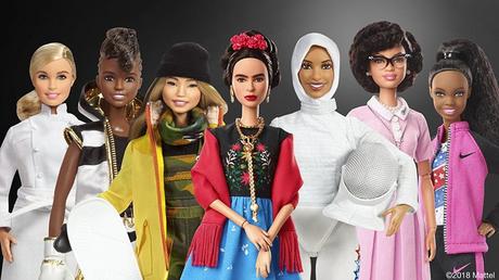 Barbie presenta 17 nuevas muñecas basadas en mujeres inspiradoras como Frida Kahlo y Chloe Kim.