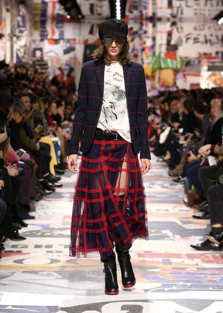 C´EST NON, NON, NON ET NON. DIOR