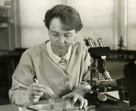 Día de la mujer: Mujeres en la ciencia